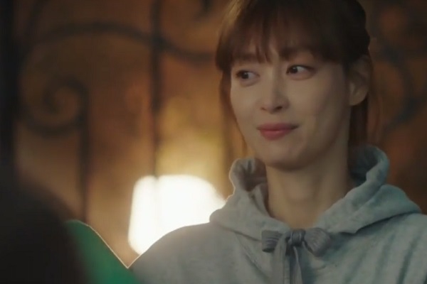 TRỰC TIẾP phim Phụ lục tình yêu tập 9: Eun Ho bất ngờ xài tuyệt chiêu khuôn mặt đáng thương